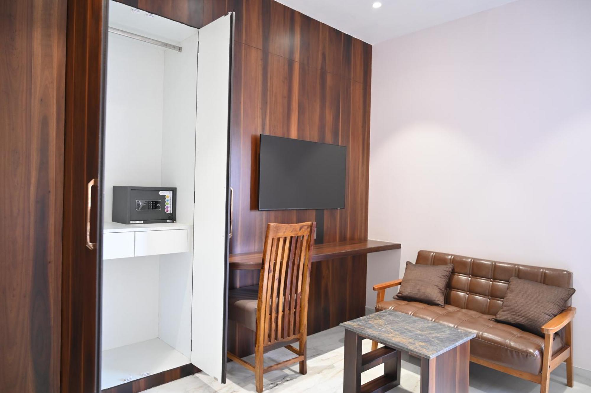 Kitty House Hotel Kolkata Ngoại thất bức ảnh