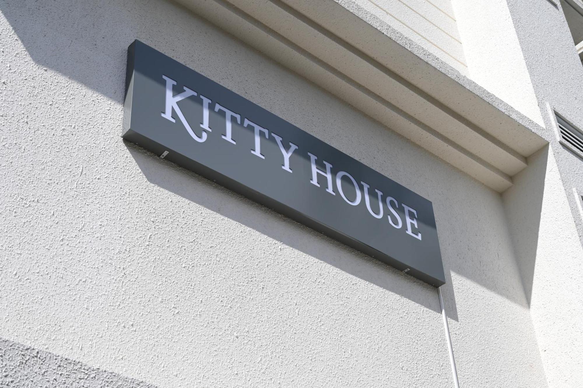 Kitty House Hotel Kolkata Ngoại thất bức ảnh